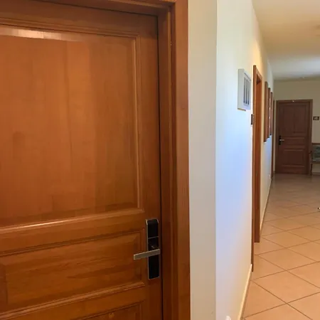 Publo Etterem Es Panzio فندق مبيت وإفطار